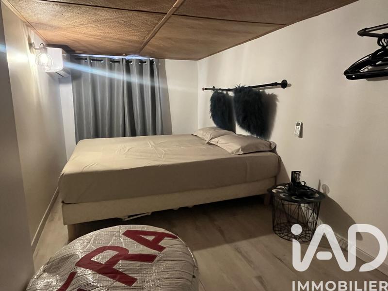 Maison - 237 m² - 8 pièces