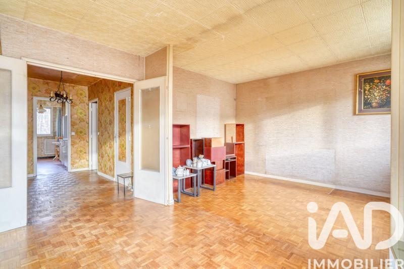Appartement - 100 m² - 5 pièces