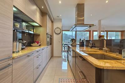 Maison - 197 m² - 7 pièces