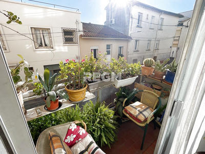 Appartement - 93 m² - 4 pièces