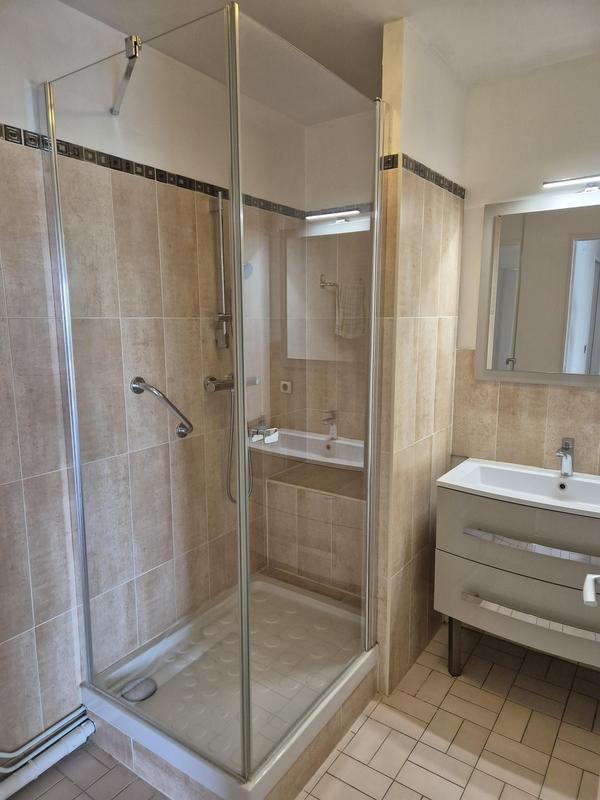 Appartement - 72 m² - 3 pièces