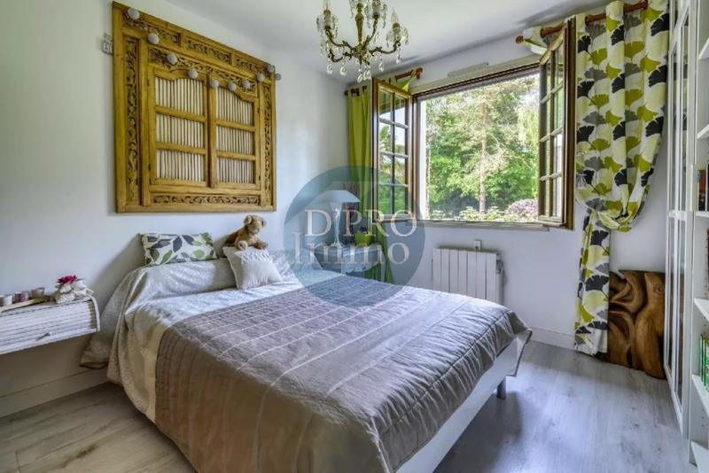 Maison - 144 m² - 5 pièces