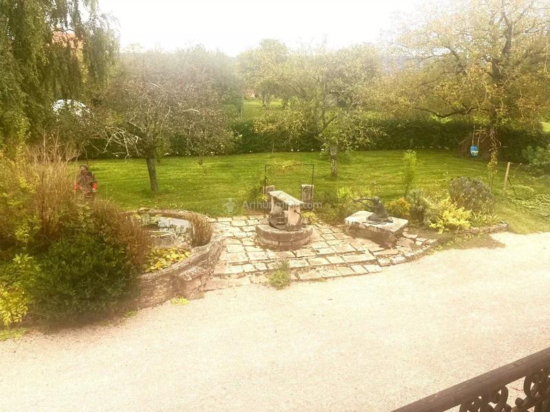 Maison - 252 m² - 10 pièces