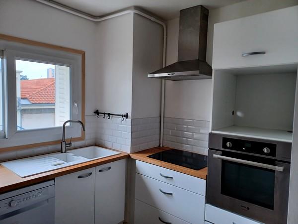 Appartement - 82 m² - 3 pièces