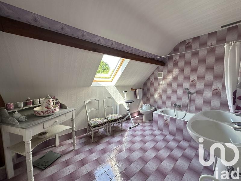 Maison - 159 m² - 8 pièces