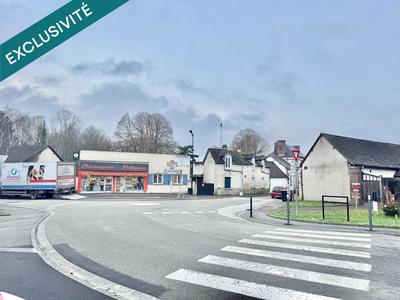 Local commercial - 623 m²