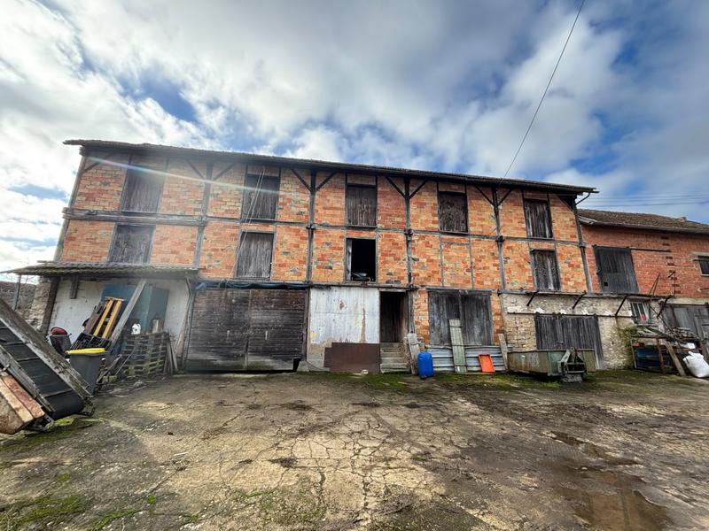 Ferme - 1 m² - 10 pièces