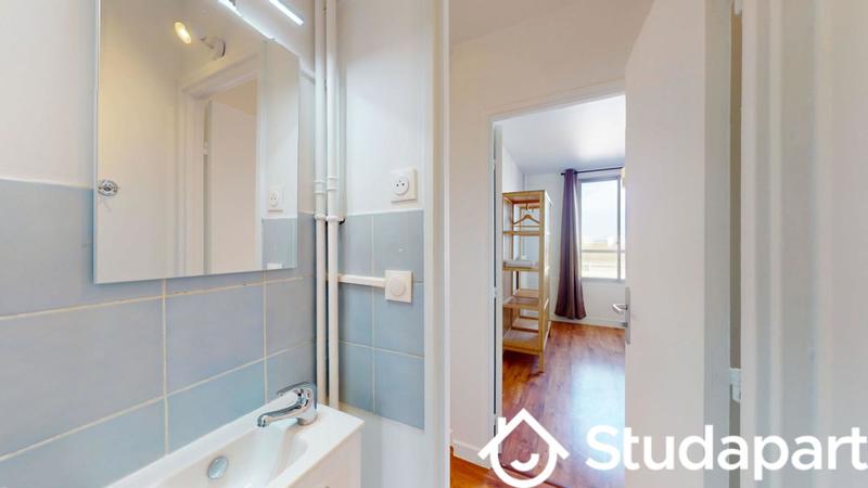 Chambre - 9 m² - 1 pièce