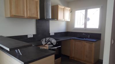 Villa - 90 m² - 4 pièces