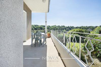 Maison - 144 m² - 6 pièces