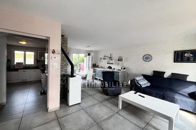 Maison - 84 m² - 4 pièces