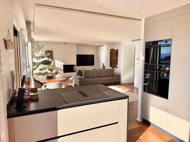 Appartement - 80 m² - 3 pièces