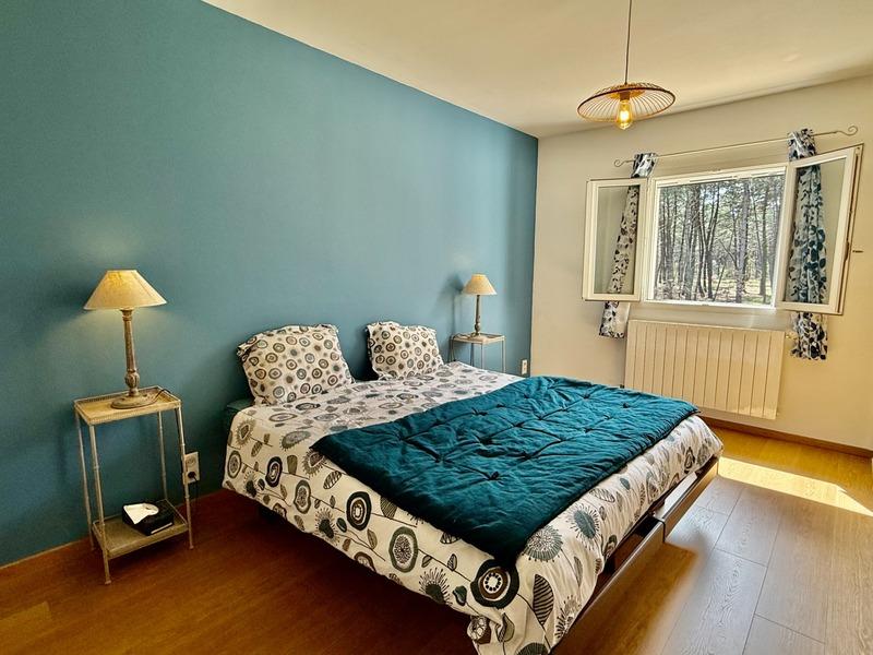 Maison - 222 m² - 6 pièces