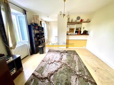 Propriété - 400 m² - 10 pièces