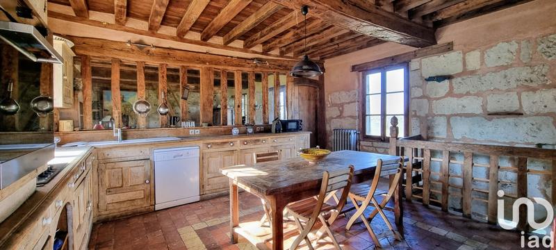 Maison - 245 m² - 8 pièces