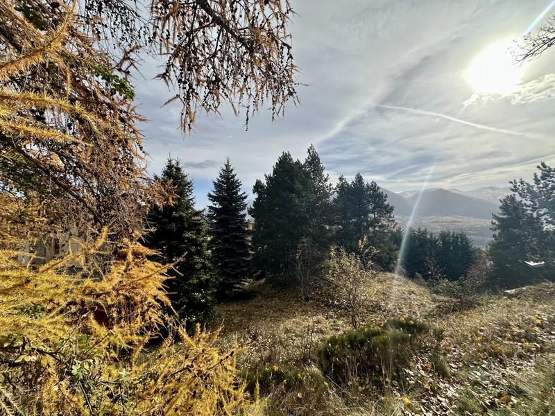 Terrain constructible - 1 572 m²