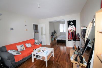 Appartement - 70 m² - 2 pièces