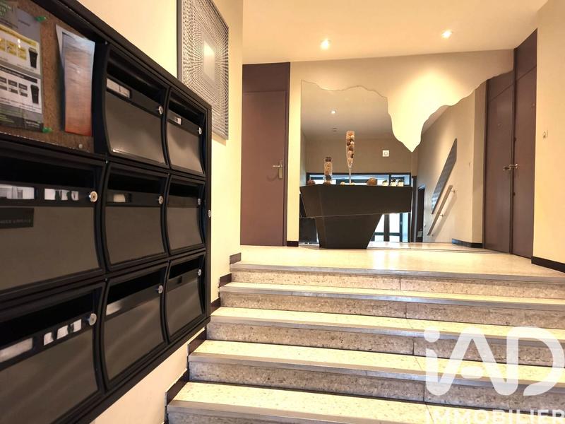 Appartement - 125 m² - 6 pièces