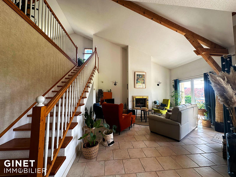 Maison - 184 m² - 6 pièces