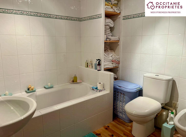 Maison de village - 180 m² - 7 pièces