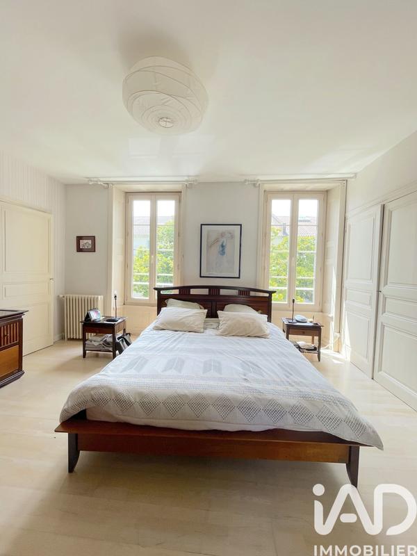 Maison de ville - 192 m² - 7 pièces