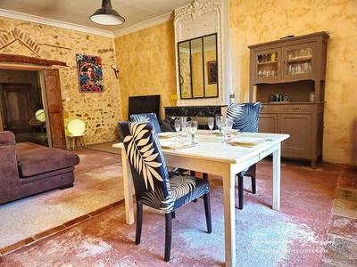 Maison - 268 m² - 7 pièces