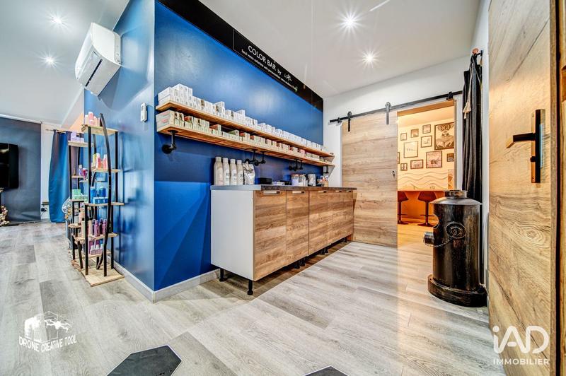 Local commercial - 101 m²