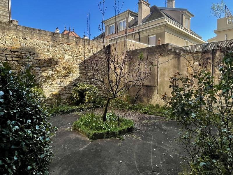 Appartement - 131 m² - 5 pièces