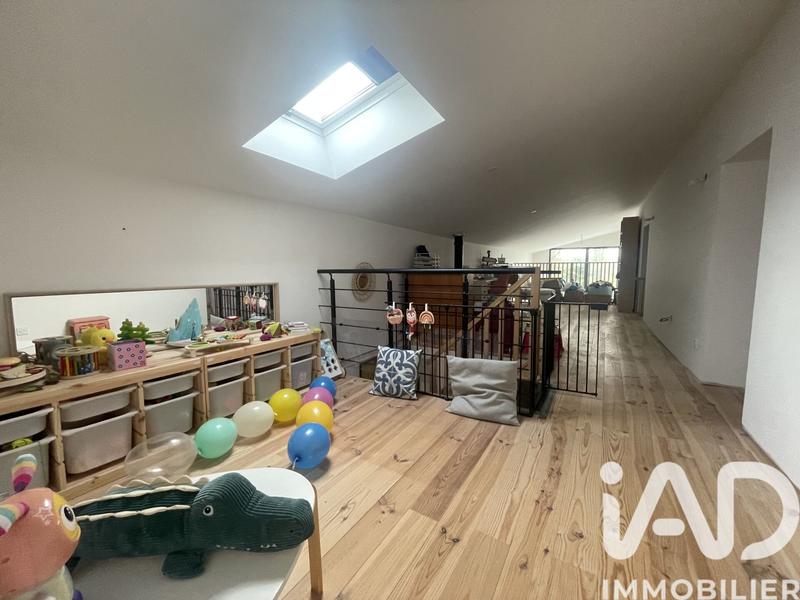 Maison - 162 m² - 5 pièces