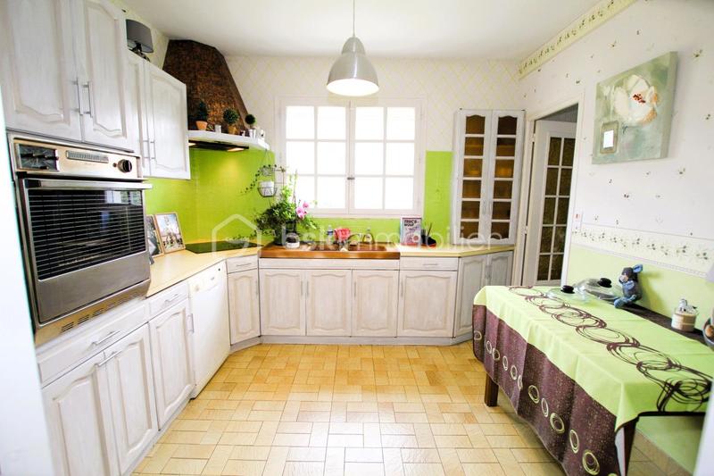 Maison traditionnelle - 100 m² - 5 pièces