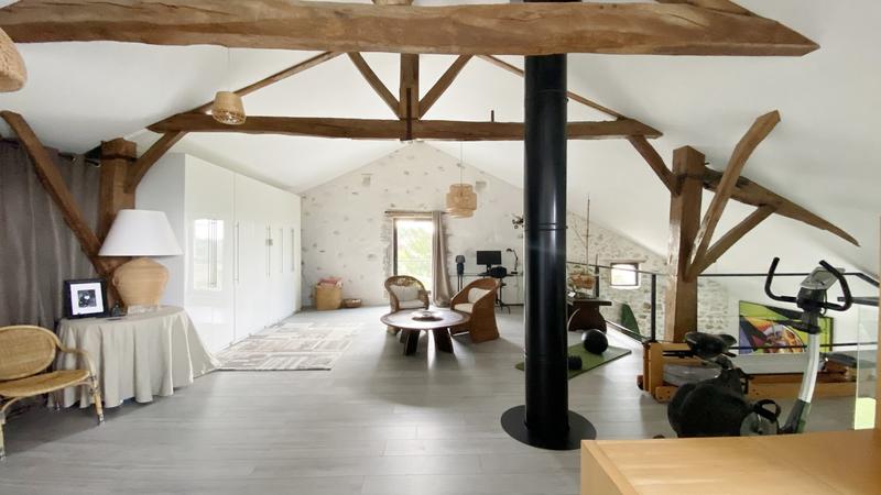 Fermette - 370 m² - 8 pièces