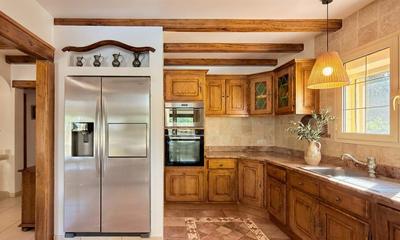 Maison traditionnelle - 225 m² - 9 pièces