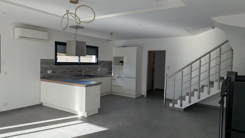 Villa - 140 m² - 5 pièces