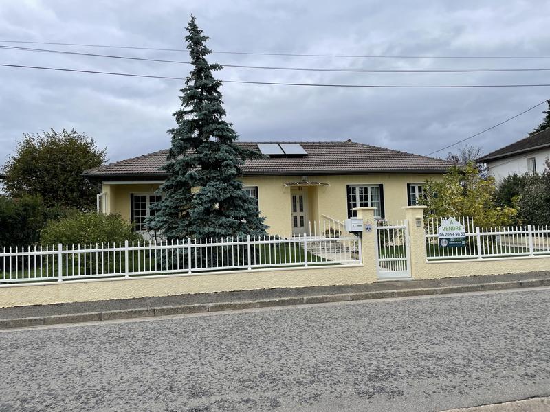 Maison - 105 m² - 5 pièces