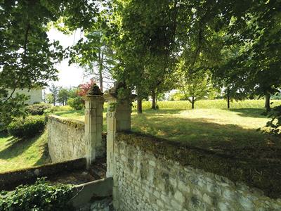 Propriété - 255 m² - 4 pièces