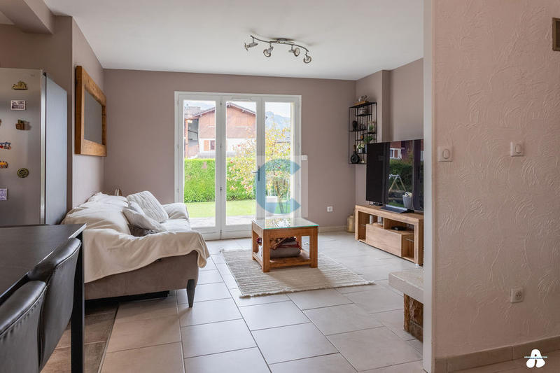 Maison - 144 m² - 8 pièces