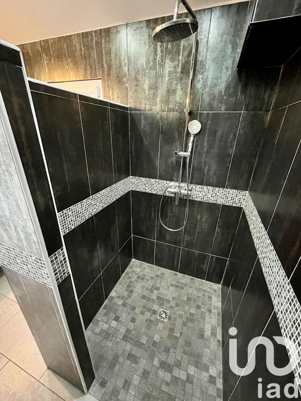 Maison - 96 m² - 4 pièces