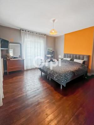 Appartement - 77 m² - 3 pièces