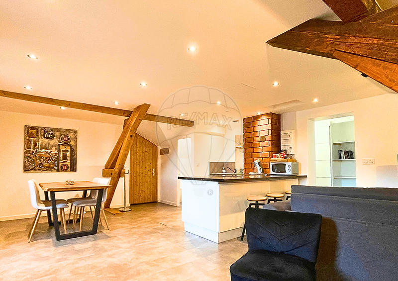 Appartement - 129 m² - 7 pièces