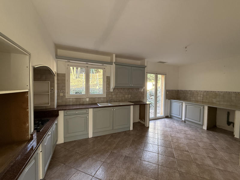 Maison - 104 m² - 4 pièces