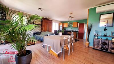 Maison - 92 m² - 4 pièces