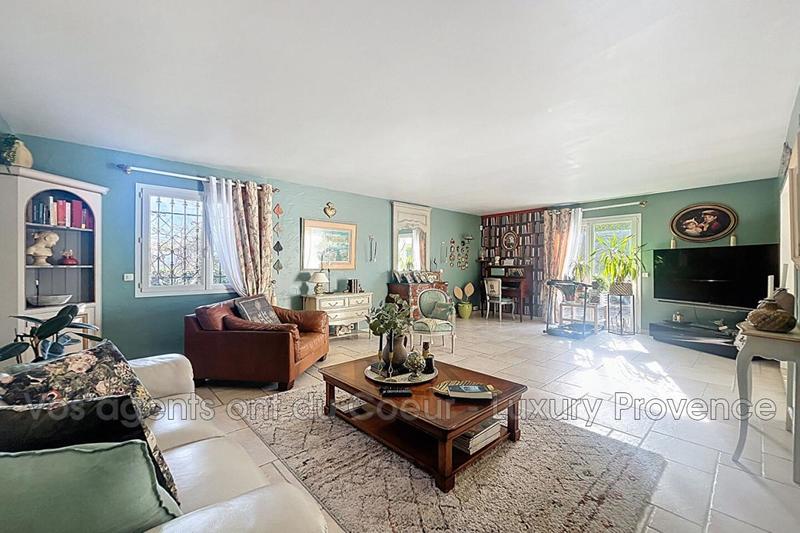 Maison - 150 m² - 4 pièces