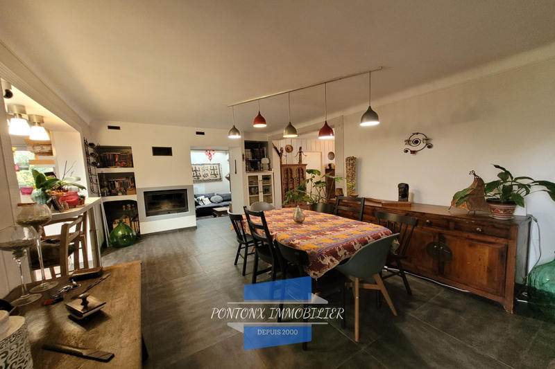 Maison - 121 m² - 6 pièces