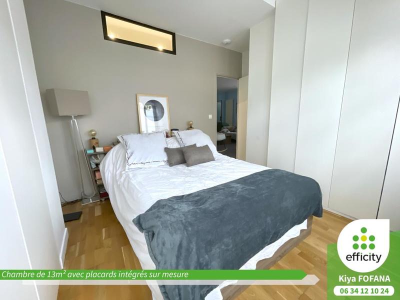 Appartement - 85 m² - 5 pièces