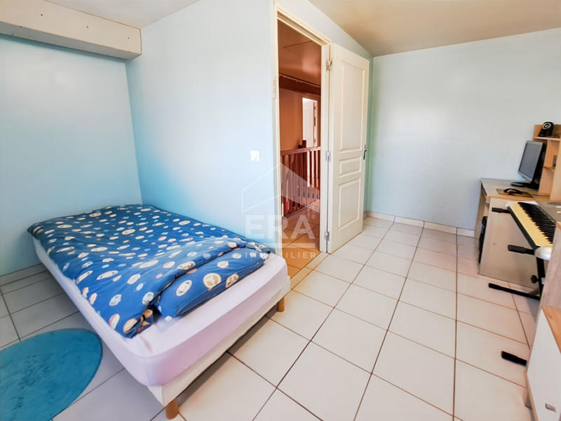 Maison - 106 m² - 5 pièces