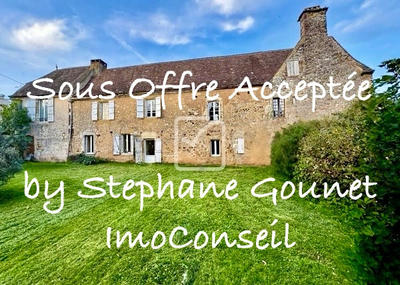 Maison - 198 m² - 8 pièces