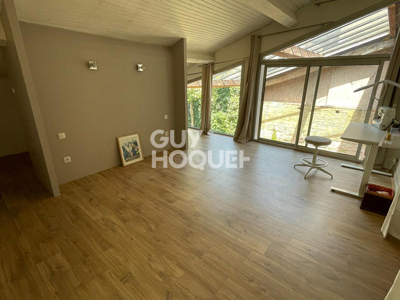 Maison - 204 m² - 6 pièces
