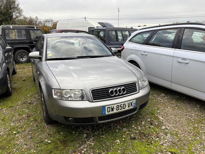 Audi A4 II 1.6l 102cv Vente a Marchand