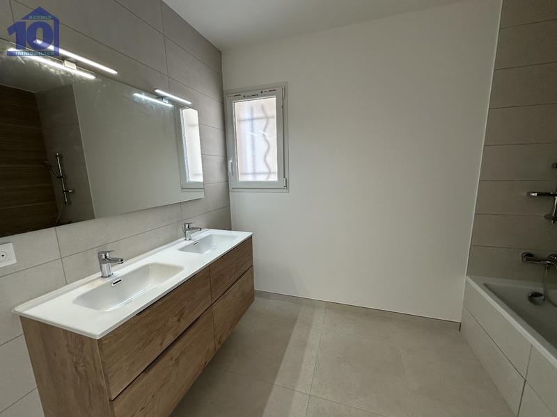 Maison - 109 m² - 4 pièces