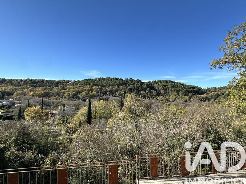 Maison - 139 m² - 7 pièces